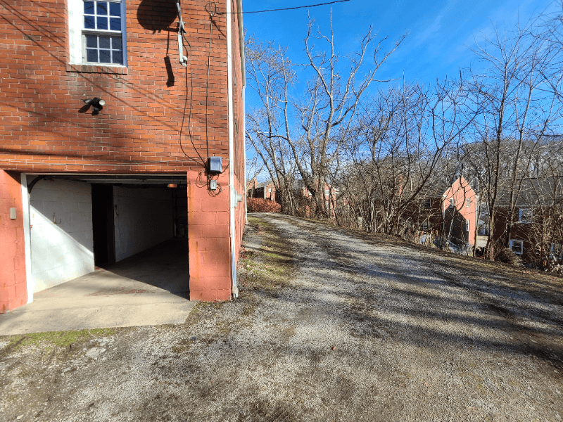 Pittsburgh Multiplex: 8-9 Craig Ct