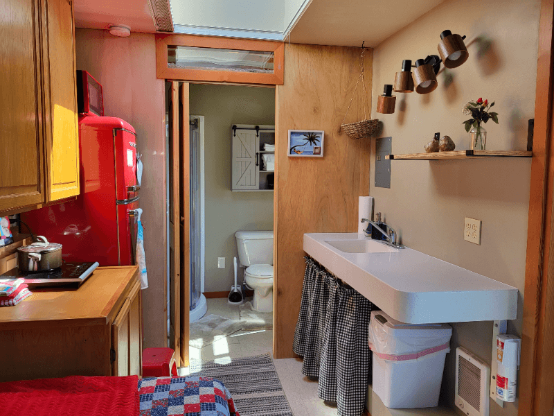 Blaine Apartment: 7398 Birch Bay Drive