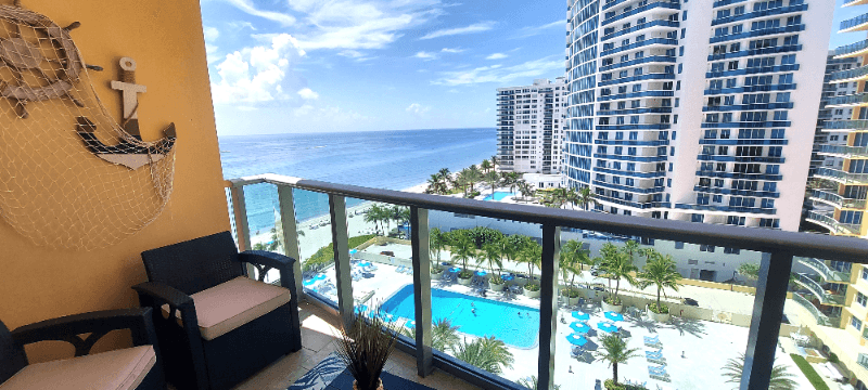 HOLLYWOOD Condo: 2501 S OCEAN DR