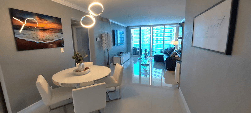 HOLLYWOOD Condo: 2501 S OCEAN DR