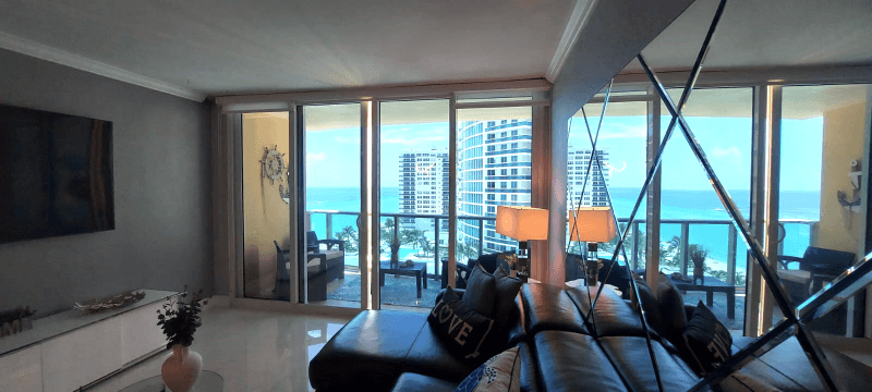 HOLLYWOOD Condo: 2501 S OCEAN DR