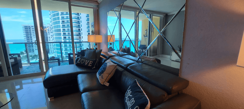 HOLLYWOOD Condo: 2501 S OCEAN DR