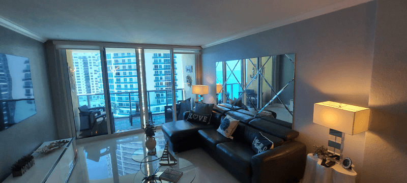 HOLLYWOOD Condo: 2501 S OCEAN DR