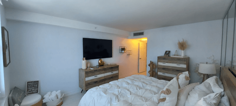 HOLLYWOOD Condo: 2501 S OCEAN DR