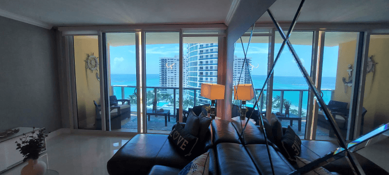 HOLLYWOOD Condo: 2501 S OCEAN DR