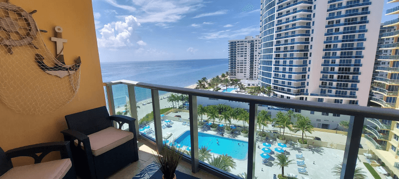 HOLLYWOOD Condo: 2501 S OCEAN DR