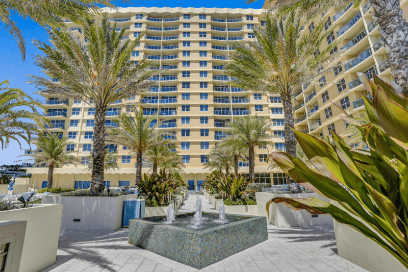 HOLLYWOOD Condo: 2501 S OCEAN DR