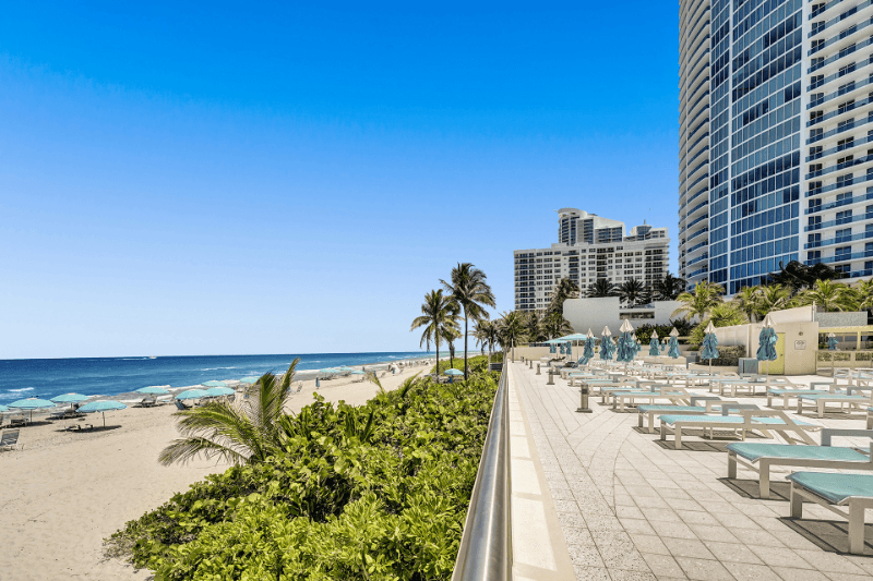 HOLLYWOOD Condo: 2501 S OCEAN DR