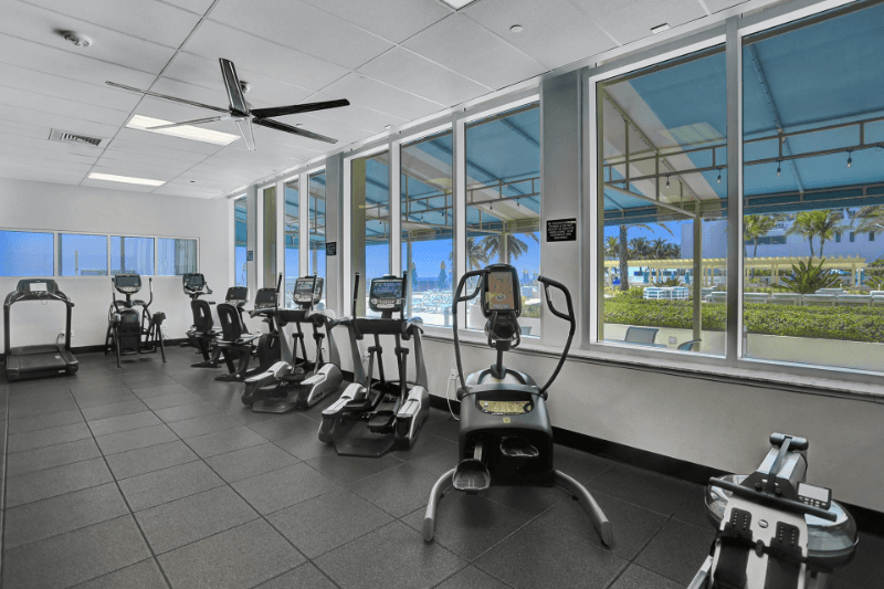 HOLLYWOOD Condo: 2501 S OCEAN DR