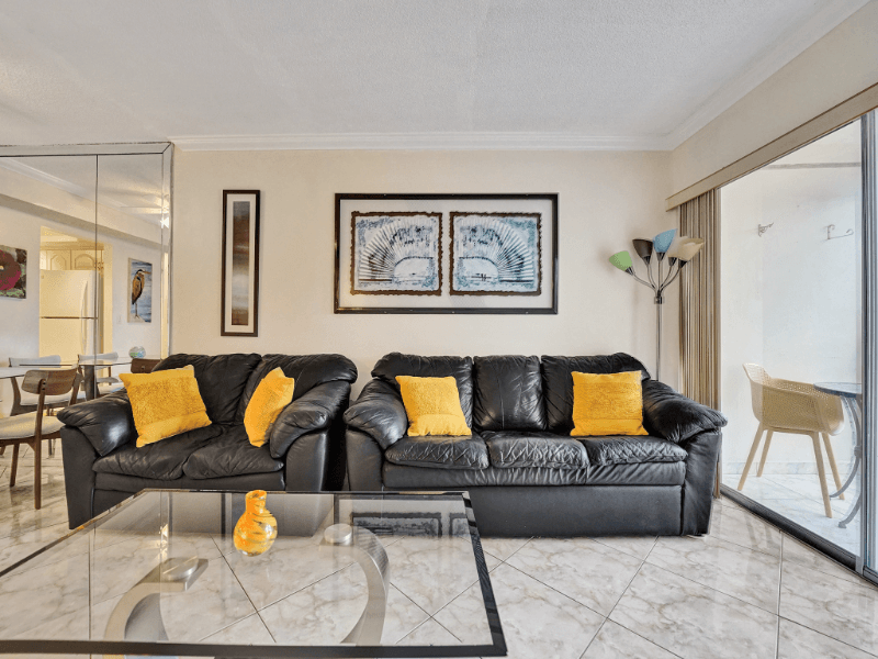Sunny Isles Beach House: 201 178th Drive