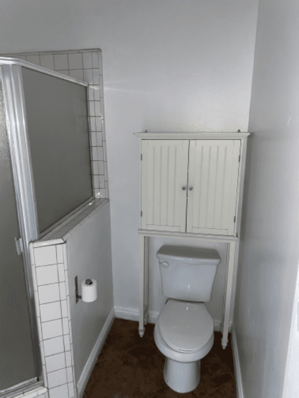 Los Angeles Apartment: 2436 S. Federal Ave 8