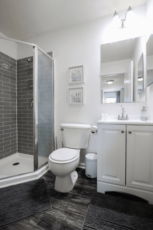 Savannah Townhome: 1506 E Henry street