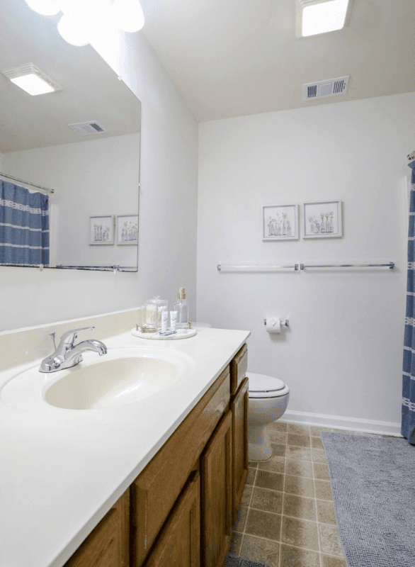 Savannah Townhome: 1506 E Henry street