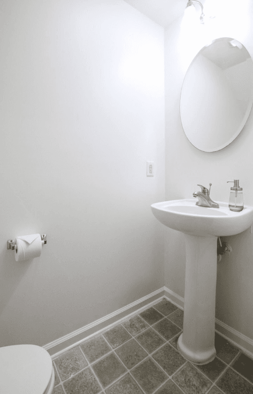 Savannah Townhome: 1506 E Henry street