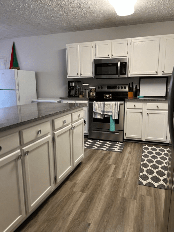 Lexington Park Single Room: 48289 Picketts Harbor Ct