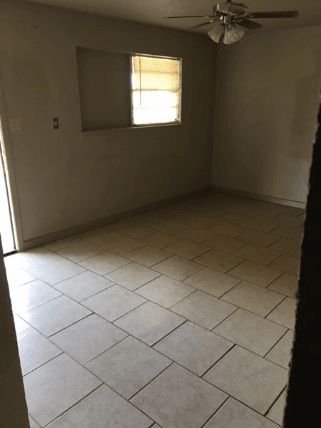 Levelland Multiplex: 1819 Avenue I Place
