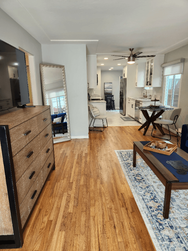 San Diego Townhome: 720 Coronado Ct.