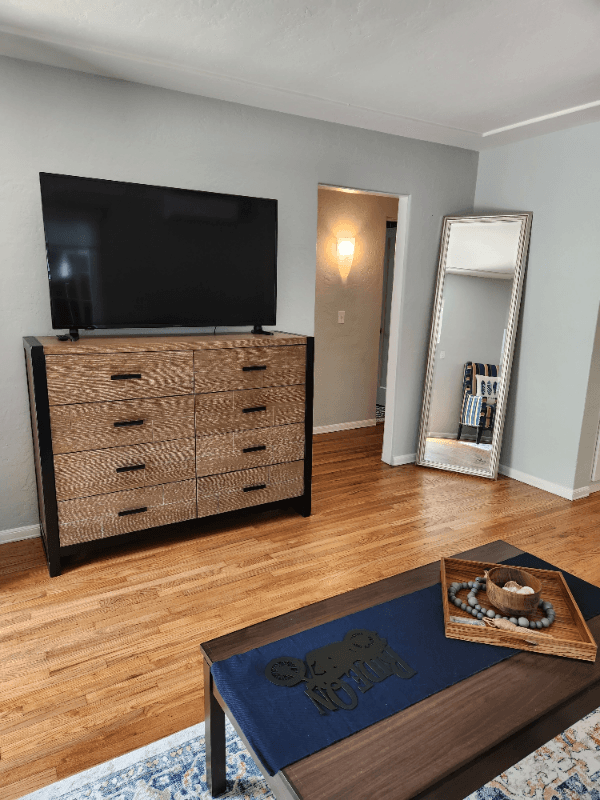 San Diego Townhome: 720 Coronado Ct.