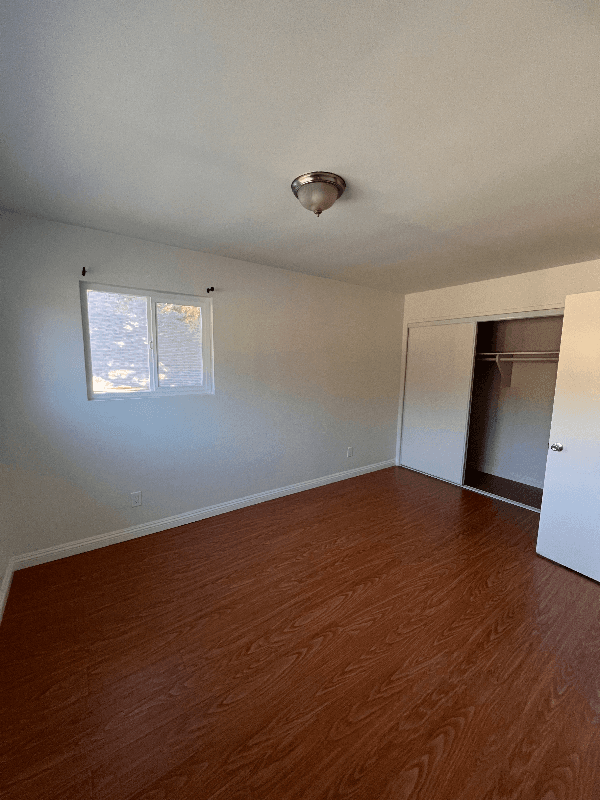 Pasadena Apartment: 305 N. Vinedo Ave #1
