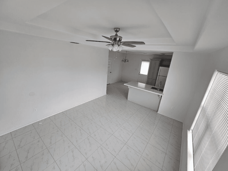 San Juan Apartment: 700 N. Veterans Blvd