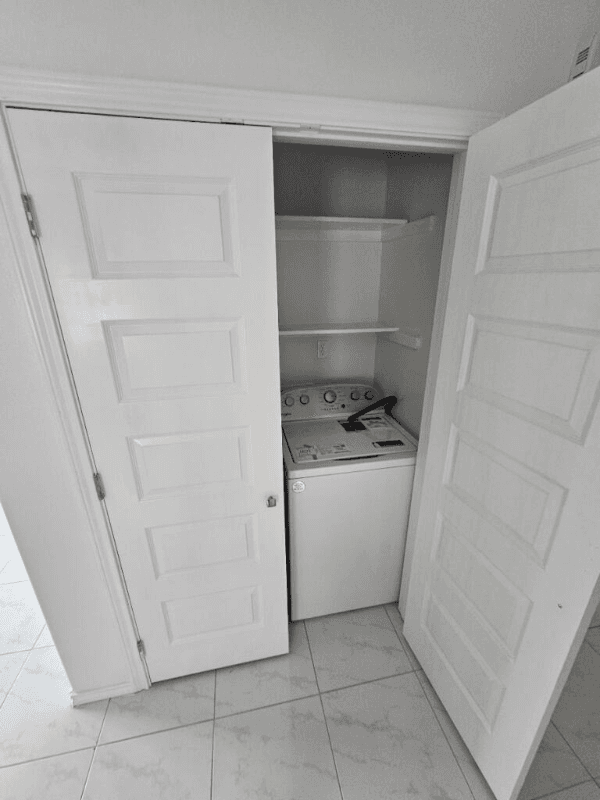 San Juan Apartment: 700 N. Veterans Blvd