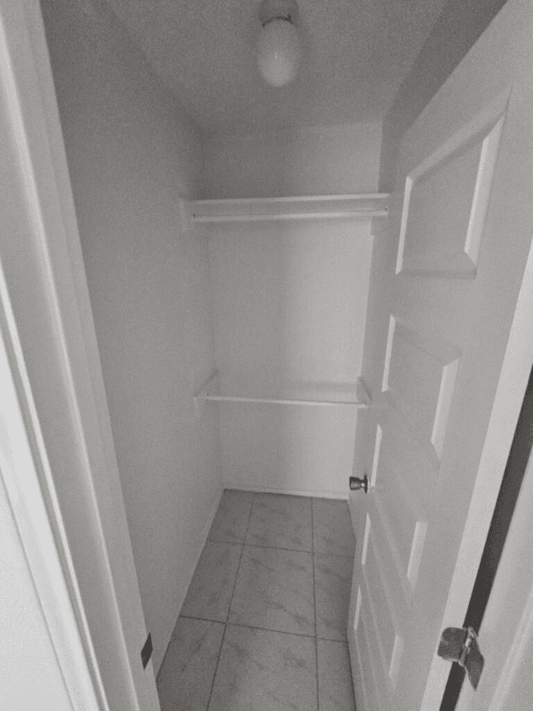 San Juan Apartment: 700 N. Veterans Blvd