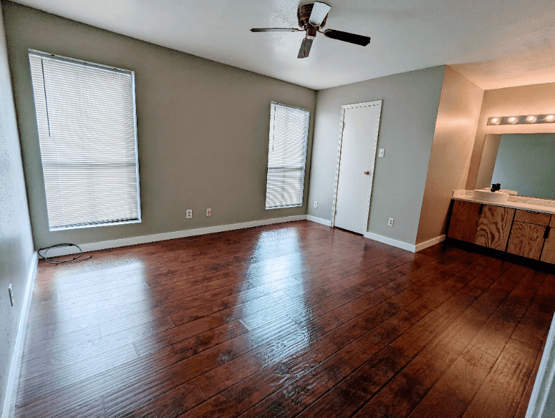 Houston Multiplex: 7200 T C Jester Blvd #4301