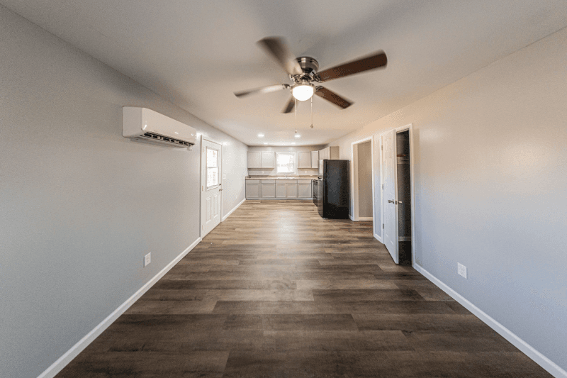 Cadiz Multiplex: 120 Lake Dr