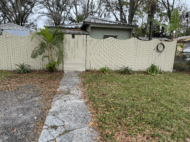 Tampa House: 12513 Four oaks rd