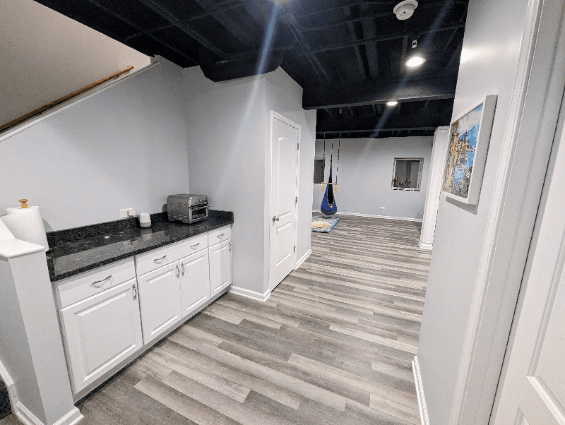 Itasca Townhome: 394 E Tall Oaks Ln