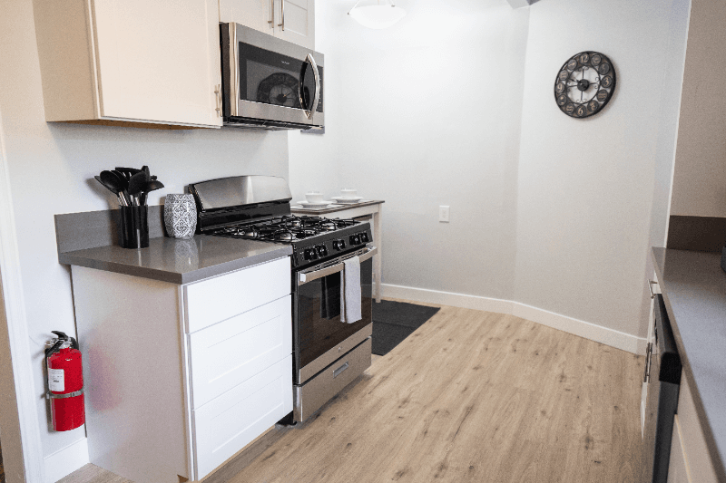 North Hollywood House: 10857 Kling St,