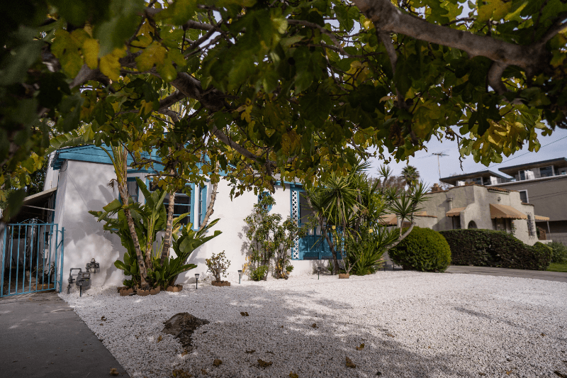 North Hollywood House: 10857 Kling St,
