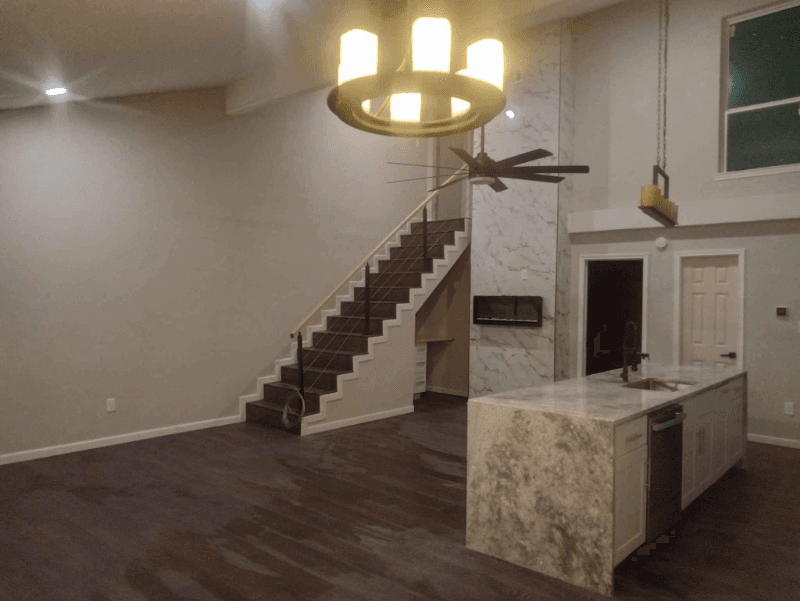 Dallas Townhome: 75215 Holly Hill
