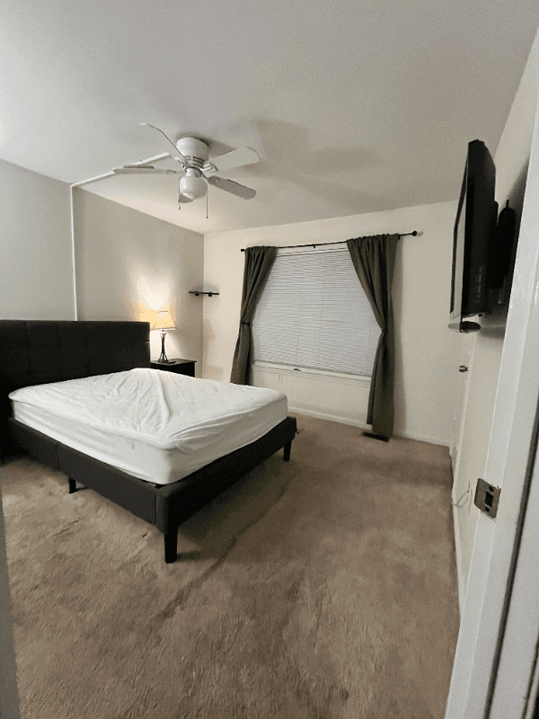 Halethorpe Single Room: 8 Deer Run Court Unit 8A
