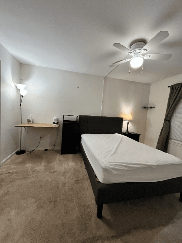 Halethorpe Single Room: 8 Deer Run Court Unit 8A
