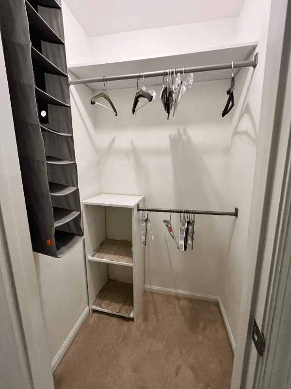 Halethorpe Single Room: 8 Deer Run Court Unit 8A