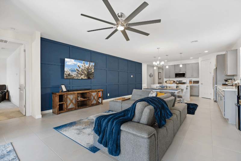 Laveen House: 10621 S 55th Dr