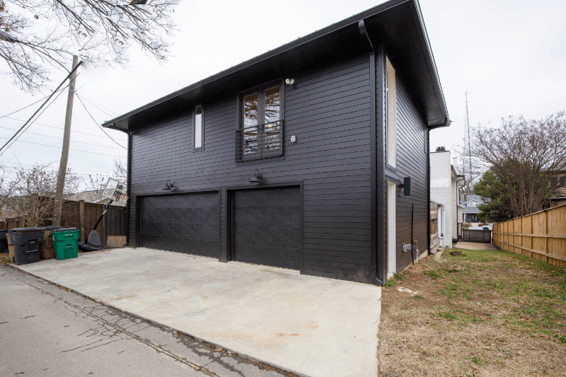 Nashville House: 2213B Belmont Blvd