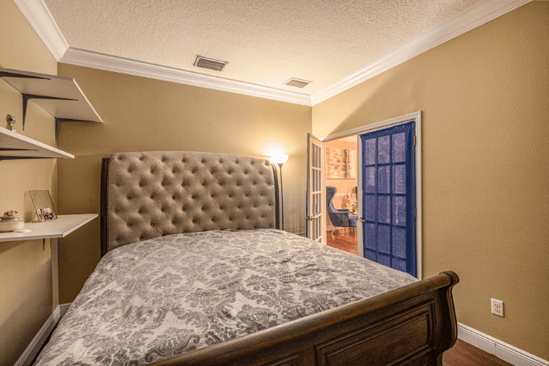 Ruskin House: 706 York Dale Drive