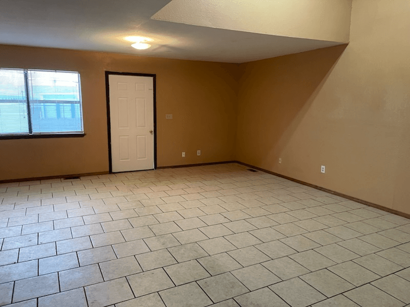 Wilburton Apartment: 902 Cynthia Street