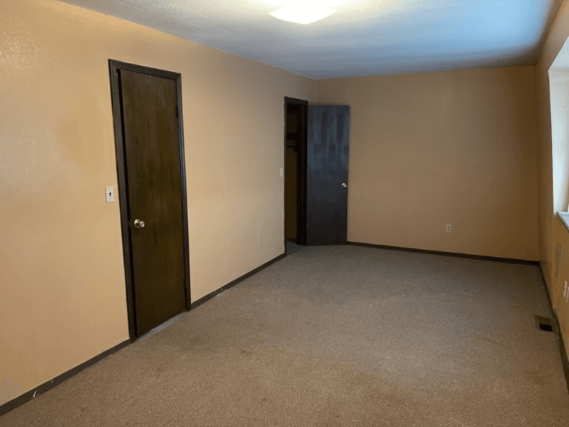 Wilburton Apartment: 902 Cynthia Street