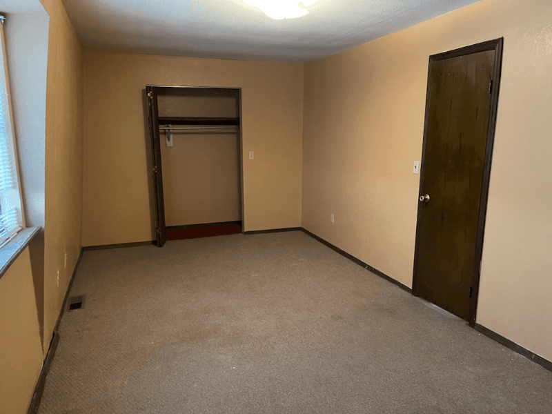 Wilburton Apartment: 902 Cynthia Street