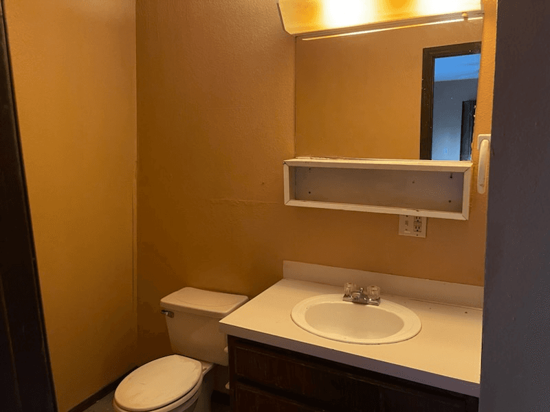 Wilburton Apartment: 902 Cynthia Street