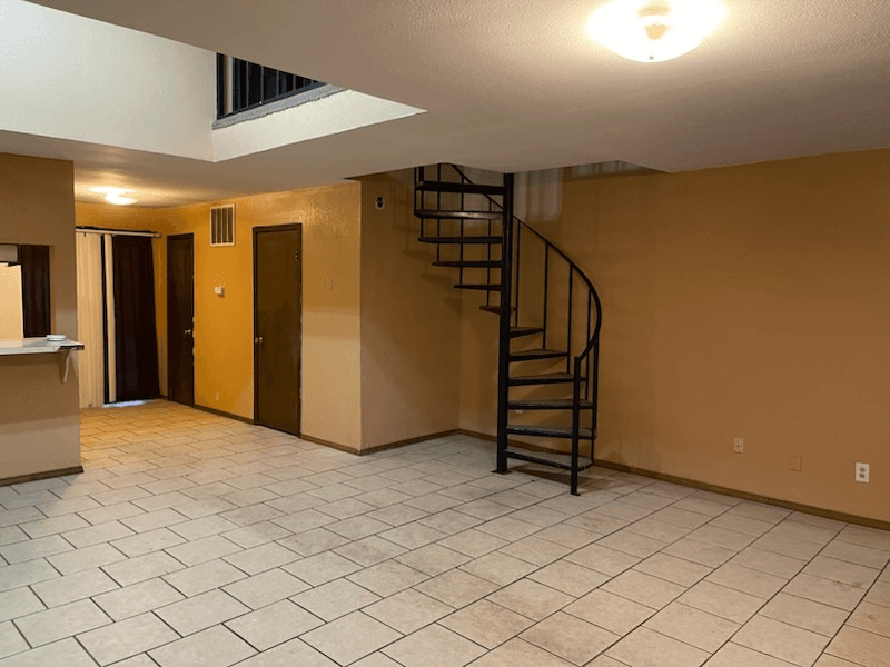 Wilburton Apartment: 902 Cynthia Street