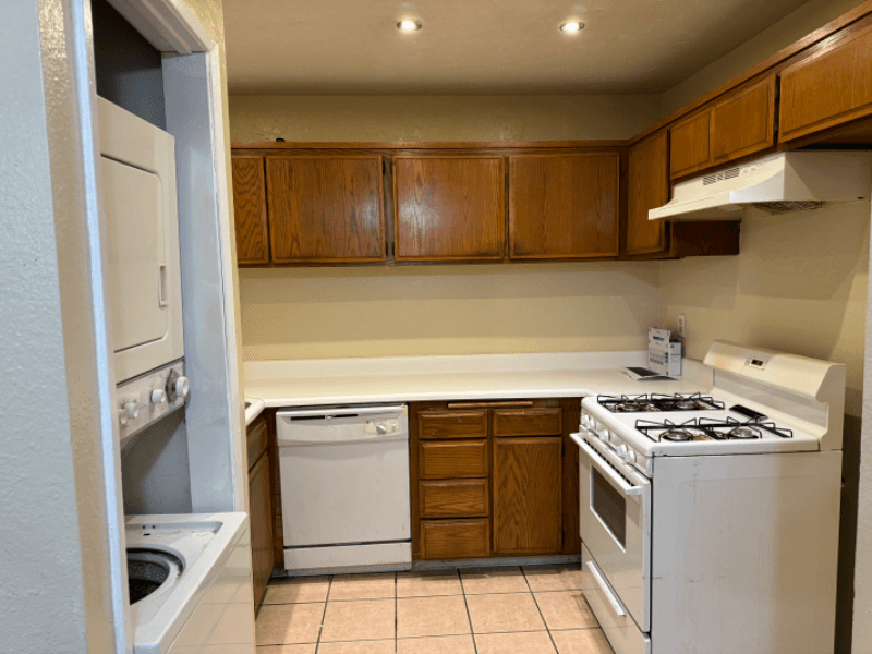 Rancho Cucamonga Condo: 8327 Vineyard Ave