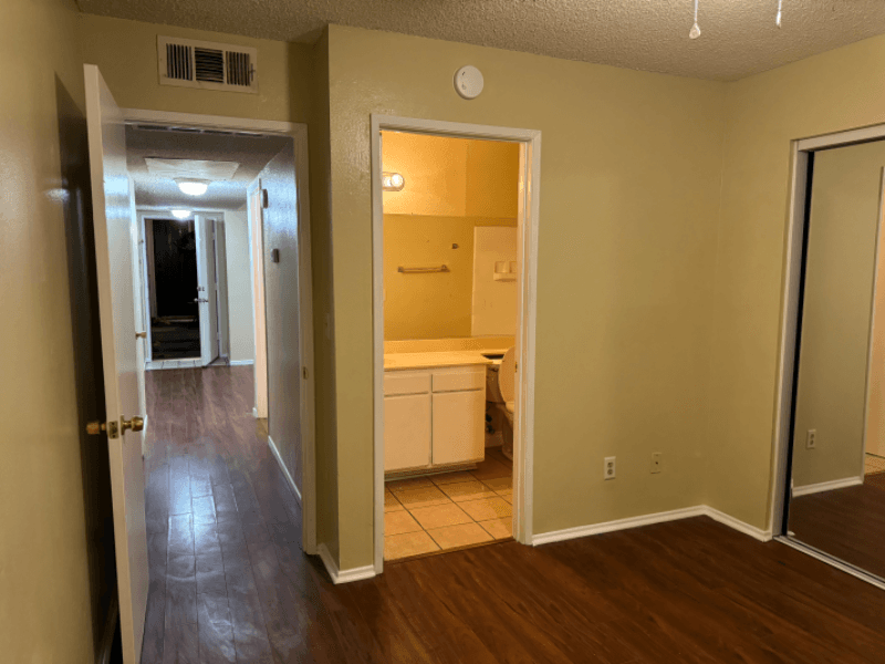 Rancho Cucamonga Condo: 8327 Vineyard Ave