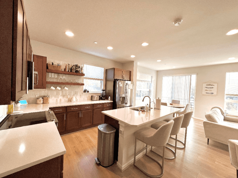 Seattle Single Room: 8230 S 132nd St