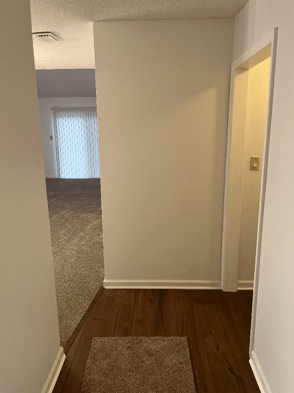 Myrtle House: 6530 Laguna Point