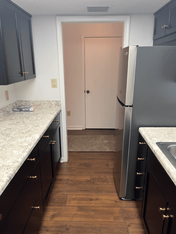 Myrtle House: 6530 Laguna Point