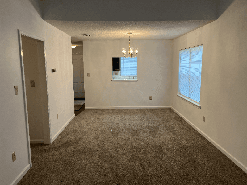 Myrtle House: 6530 Laguna Point